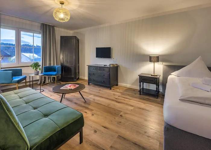 Schmiedhubers Hotel 2*